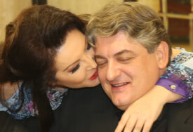 (FOTO) "JA SAM NEZAUSTAVLJIV I NEPOBJEDIV" Toni Bijelić pokazao sa kim provodi vrijeme nakon kraha braka sa Draganom