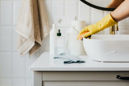 KAMENAC ĆE BITI PROŠLOST Napravite domaće sredstvo za čišćenje