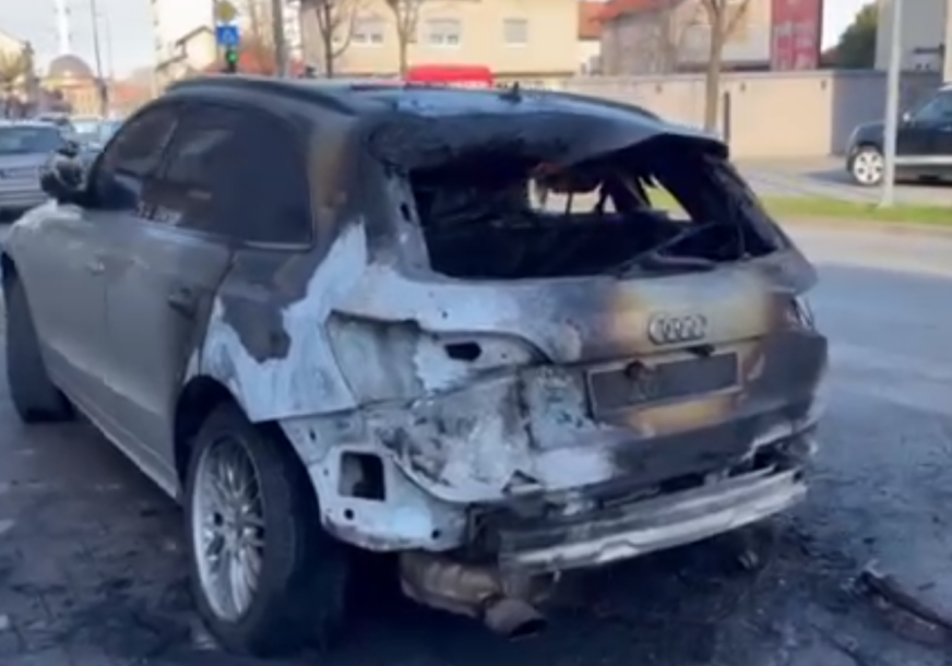 (VIDEO) ZAPALIO SE "AUDI" Izgorio automobil u Bijeljini, velika materijalna šteta