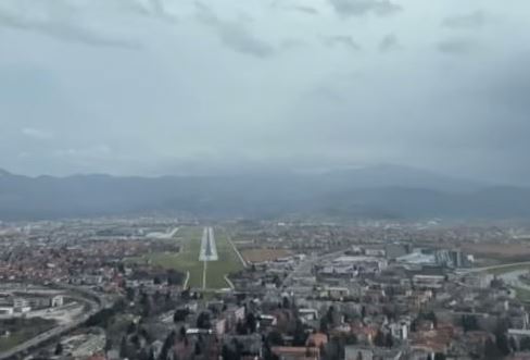 Snimak slijetanja na sarajevski aerodrom