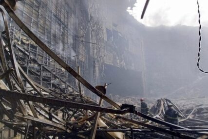 Krokus siti hol je uništen u terorističkom napadu u Moskvi