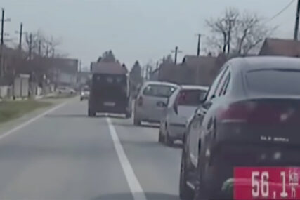 (VIDEO) U Srbiji iz saobraćaja isključen vozač iz BiH: Za POLA SATA poničinio 12 teških prekršaja