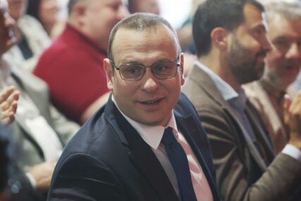 (FOTO) SNSD odlučio: Nikola Šobot kandidat za gradonačelnika Banjaluke