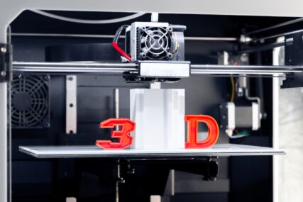 ZA 80 SATI NAPRAVI KUĆU Predstavljen najveći 3D štampač na svijetu