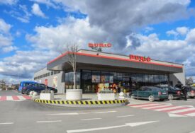 Pripremite na vrijeme prazničnu trpezu: Nevjerovatne akcijske cijene u Đurić supermarketima