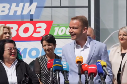 (VIDEO) STANIVUKOVIĆ ISPUNIO OBEĆANJE Gradonačelnik Banjaluke riječi pretvorio u djelo, 48.000 penzionera dobilo BESPLATAN PREVOZ