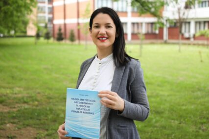 „Imam pravo da se nadam napredovanju u zvanje redovnog profesora“ Jelena Trivić objavila 3. naučnu knjigu, znate li kome je posvetila