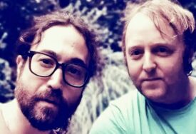 (VIDEO) Sinovi rok legendi udružili snage: Džejms Makartni i Šon Ono Lenon snimili prvu zajedničku pjesmu