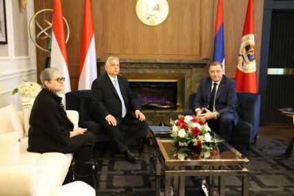 (FOTO) Tet-a-tet sastanak lidera u Banjaluci: Dodik i Orban saglasni da Mađarska i Srpska uspješno sarađuju, a evo o čemu su još razgovarali