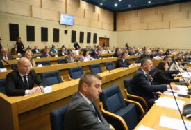 BEZ POJAŠNJENJA Vlada Srpske povukla prijedlog zakona o "stranim agentima"