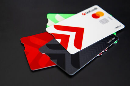 UniCredit Mastercard Touch kartica