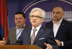 „Nismo radili protiv SNSD kandidata“ Čubrilović poručio da nijedna stranka nije tražila podršku DEMOS za gradonačelnika Banjaluke