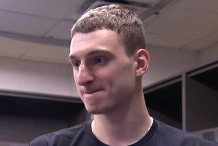 (VIDEO) "Trener mi vjeruje i moram da nastavim tako" Nikola Jović blistao nakon jedne od najboljih partija u NBA