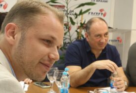 Stanivuković protiv Crnatka: Simbioza s Dodikom NARUŠILA ODNOSE u PDP