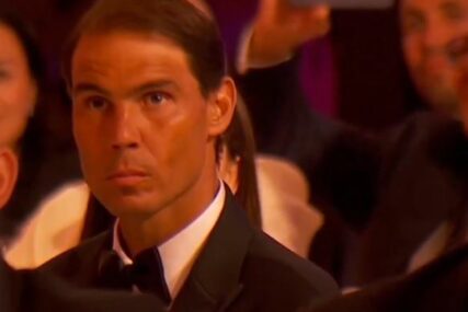 (VIDEO) IZRAZ LICA SVE GOVORI Pogledajte kako je reagovao Nadal dok je Đoković držao trofej za najboljeg sportistu godine