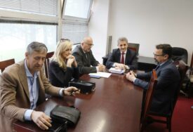 Ko bi sproveo DODIKOV REFERENDUM: Članovi RIK podnijeli OSTAVKE, novi nisu IZABRANI
