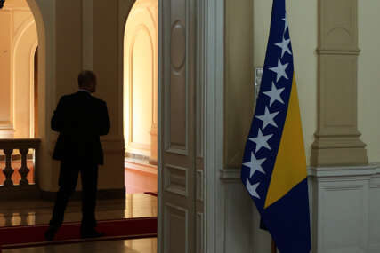 bosna i hercegovina zastava 