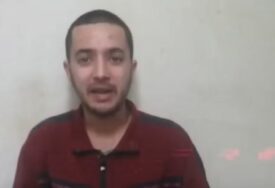 (VIDEO, FOTO) "Laknulo nam je što ga vidimo živog" Hamas objavio video muškarca (23) koji je otet sa festivala prije više od 200 dana