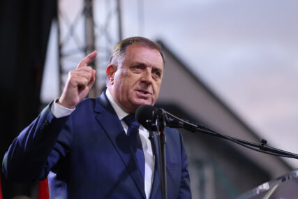 "NIKO TO NEĆE UKINUTI" Dodik poručio da će se 9. januara obilježavati Dan Republike, a 15. februara Dan državnosti Srpske, pa opleo po opoziciji
