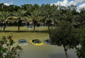 (VIDEO, FOTO) "Ljudi satima zaglavljeni u vodi" Srbi bježe iz Dubaija nakon poplava koje su  prestravile sve, strahuju od novih padavina