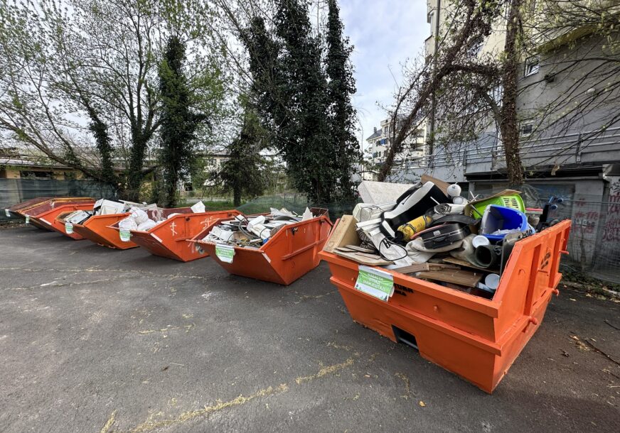 Ovo je lokacija i radno vrijeme: Banjalučani uveliko odlažu otpad u reciklažno dvorište