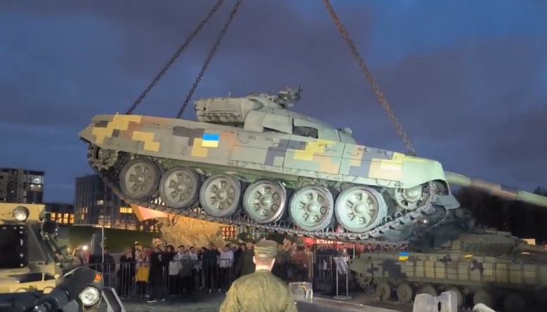 Rusi zarobili tenk "Leopard 2"