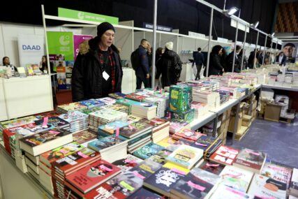 (FOTO) Otvoren Sajam knjiga u Sarajevu "Praznik riječi, autora, izdavača i bibliotekara, ali i čitalaca"