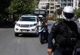 Tragedija na Veliku subotu u Grčkoj: Kćerka TUKLA OCA DO SMRTI, alatkom mu zadala brojne udarce koju su bili kobni