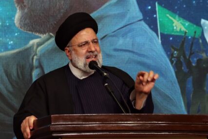 (FOTO) PETODNEVNA ŽALOST U IRANU Biće obavljena obdukcija tijela stradalog predsjednika,  sutra sahrana Raisija