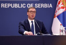 "Bili su bijesni na mene jer ne razumiju koliko je ugled Srbije" Vučić istakao da su Amerika i Njemačka računale na 120 glasova za Rezoluciju o Srebrenici, a dobile su 84