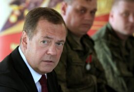 "DOBIĆE RAZARAJUĆI ODGOVOR" Medvedev otkrio kako će Kremlj da reaguje ako Ukrajinci krenu da gađaju njenu teritoriju oružjem sa Zapada