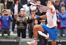 (FOTO) NAJVEĆE IZNENAĐENJE ROLAN GAROSA Ispao 6. teniser svijeta, Italijan priredio senzaciju