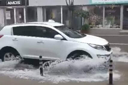 (VIDEO, FOTO) Ulice i objekti pod vodom: Veliko nevrijeme pogodilo Hrvatsku