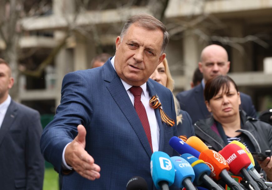 "Pokušavaju doći na vlast prevarama" Dodik tvrdi da će nakon rezolucije o Srebrenici narod Srpske jasno vidjeti U ČIJEM GRMU ČUČI OPOZICIJA