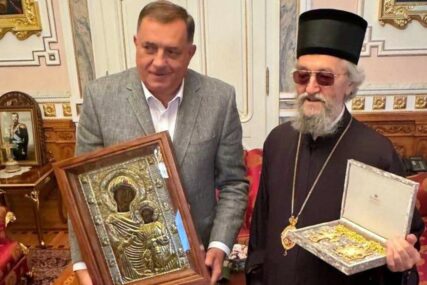 Episkop Jefrem i Milorad Dodik