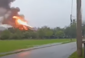 (VIDEO) SNAŽNO NEVRIJEME POGODILO HRVATSKU Grom zapalio kuću, automobili "plivaju" u vodi