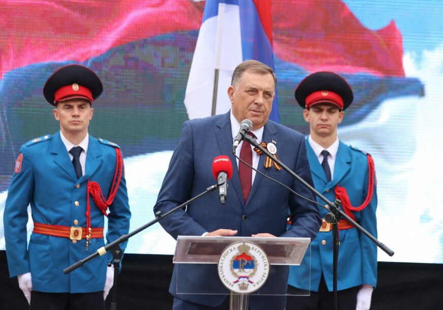 „ZAPAD SE MIJEŠA U NAŠE POSLOVE“ Dodik poručio da kako je Krim želio da bude dio Rusije, da tako i RS želi da se odvoji od BiH