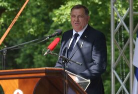 (FOTO) "Srpski narod nije zaboravio zlo ustaškog zločina" Dodik prisustvovao Danu sjećanja na žrtve genocida u NDH