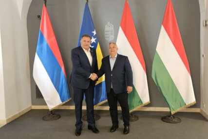 (FOTO) Potvrda prijateljskih odnosa: Sastali se Dodik i Orban u Mađarskoj