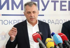 (FOTO) "Bolji smo od onih koji iskaču iz paštete" Igor Radojičić vjeruje da će njegov pokret imati kandidata za gradonačelnika Banjaluke