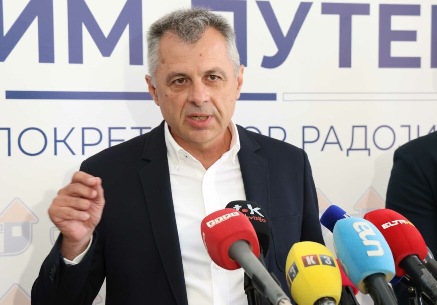 (FOTO) "Bolji smo od onih koji iskaču iz paštete" Igor Radojičić vjeruje da će njegov pokret imati kandidata za gradonačelnika Banjaluke