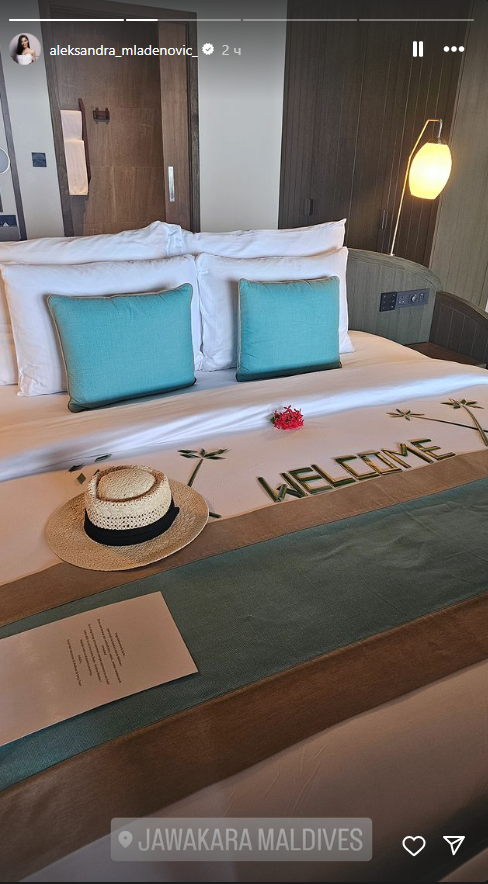Aleksandra Mladenović na Maldivima