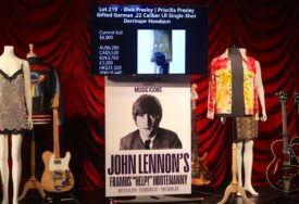 (FOTO) BLAGO SA TAVANA Akustična gitara Džona Lenona prodata za 2,8 miliona dolara