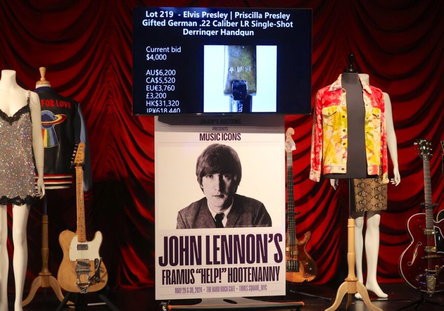 (FOTO) BLAGO SA TAVANA Akustična gitara Džona Lenona prodata za 2,8 miliona dolara