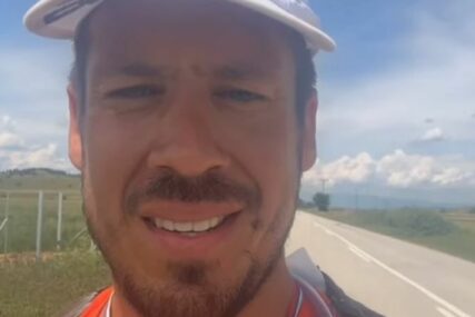 (VIDEO) "FINO JE UPEKLO" Nikola Rokvić se ponovo oglasio iz Grčke, otkrio koliko je kilometara prešao