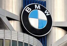 Pokriven širok spektar serija: BMW povlači više od 370.000 vozila zbog VELIKOG KVARA