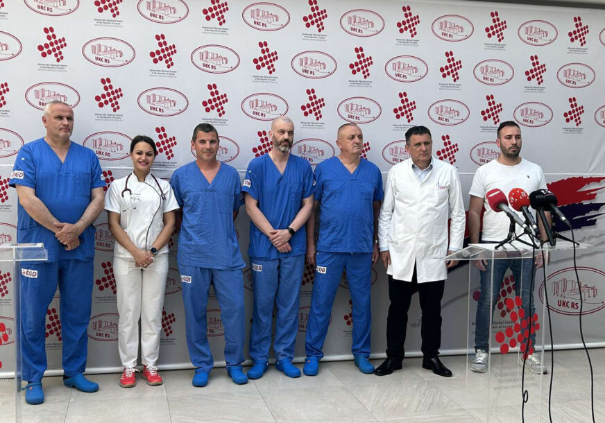 (FOTO)  Značajne prednosti za hirurge, ali i pacijente: Ljekari iz Slovenije održali seminar o ROBOTSKOJ HIRURGIJI