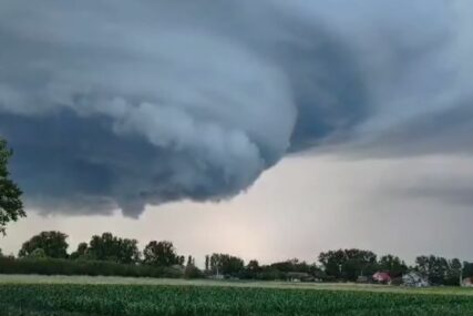 (VIDEO, FOTO) "OVO JE KAO TORNADO!" Oluje paralisale veći dio Hrvatske, meteoalarmi zvone na sve strane