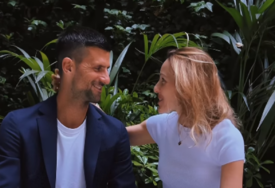 (VIDEO) "Volimo te" Jelena Đoković emotivnim videom čestitala rođendan Novaku