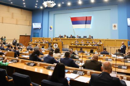 Sjednica Narodne skupštine Srpske: Na dnevnom redu Deklaracija usvojena na Svesrpskom saboru